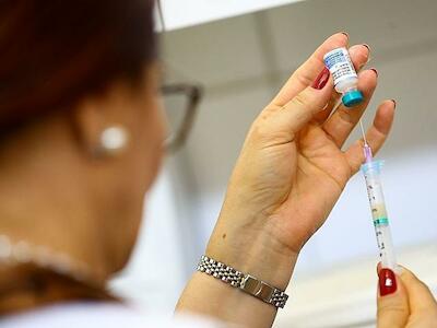 - Ainda em fase de estudo, vacina contra novo coronavírus é estudada por diferentes laboratórios e países do mundo - Marcelo Camargo /Agência Brasil.