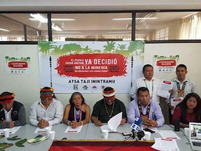 Amazónicos quieren "fuera" de sus territorios a las empresas mineras