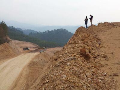 Una mina de sangre y oro que destruye cerros en La Unión, Copán