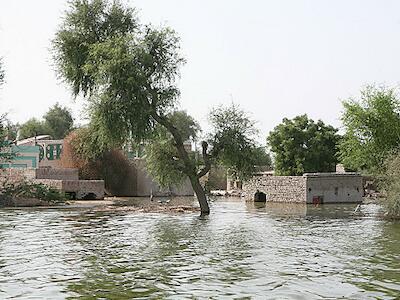 140331003649_flooding_in_pakistan_624x351_bbc