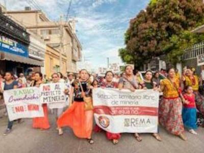 Mujeres-contra-mineria-Ixtepec-Oax-1-350x212