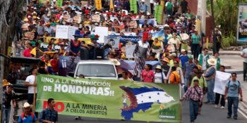 Honduras: La Guacamaya en la mina de oro - Biodiversidad en América Latina
