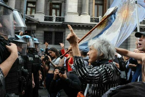 Marcha por los jubilados en Buenos Aires el 19 de marzo del 2025