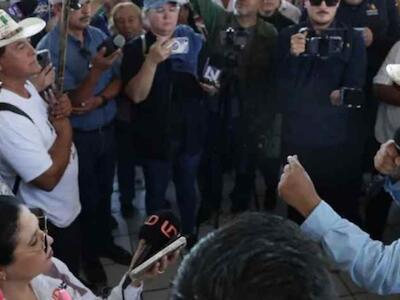 Manifestantes se oponen a Pacífico Mexinol en Sinaloa tras negativa judicial de suspensión; denuncian riesgos ambientales y falta de consulta indígena en la Bahía de Ohuira.