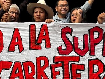 La oposición contra el megaproyecto carretero data desde el año 2009 cuando fue anunciado por la Secretaría de Comunicaciones y Transportes.