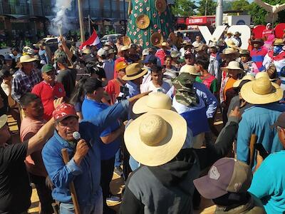 De un vistazo y muchas aristas: entre los fuegos fatuos del desarrollo y la violencia que se tiende como un manto