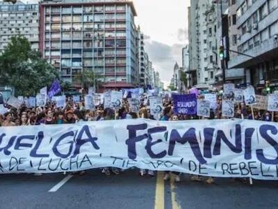 Marcha del Día Internacional de la Mujer Trabajadora en Montevideo, Uruguay, el 8 de marzo de 2019. Crédito: Edgardo Mattioli, ATI.