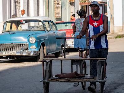 “Radicalização do bloqueio causa muitos problemas para a vida da população [cubana]”, Stedile. Foto: Yamil Lage / AFP