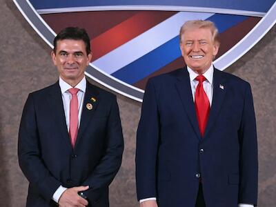 El presidente de Estados Unidos, Donald Trump, y el presidente de Bolivia, Rodrigo Paz Pereira, en la Cumbre “Escudo de las Américas”, celebrada el 7 de marzo de 2026.SAUL LOEB / AFP via Getty Images