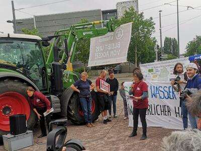 El Parlamento Europeo ha apostado por las multinacionales