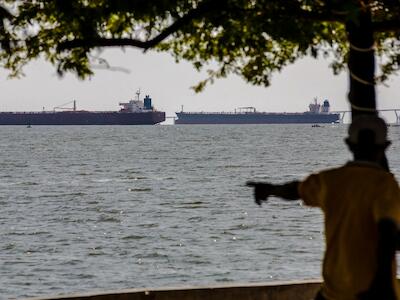 Enquanto EUA sequestram petroleiros, Chevron segue partindo com petróleo da Venezuela