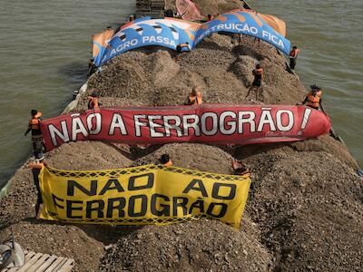 Manifestações do Grito Ancestral Tupinambá em protesto contra a Ferrogrão e a Hidrovia do Rio Tapajós, em novembro de 2025. Foto: Coletivo Apoena Audiovisual