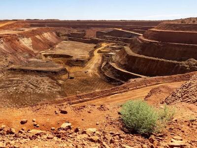 Brasil tiene una reserva de aproximadamente 21 millones de toneladas de las llamadas tierras raras o minerales críticos, indispensables para sectores como la defensa y la industria digital. Foto Afp