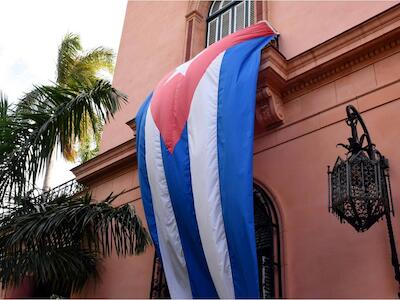 La CLOC-Vía Campesina rechaza las sanciones arancelarias al suministro de petróleo a Cuba contra terceros países por parte del gobierno de Donald T...