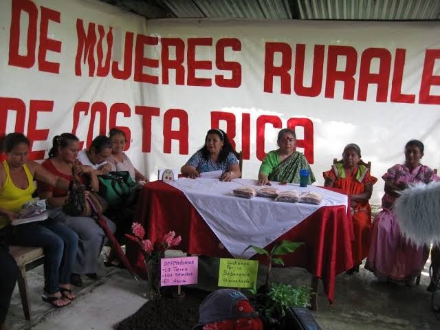 La tierra, el campo y las mujeres que Costa Rica no quiere ver