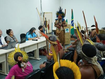 Em Brasília, lideranças Pataxó e Tupinambá denunciaram violência e perseguição a representantes do Alto Comissariado da ONU. Foto: Clara Comandolli/Cimi