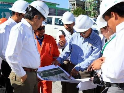 En portada: Actividades de supervisión en las obras para actualizar infraestructura que permita aumentar las capacidades de gas natural dentro del Complejo Procesador de Gas Burgos, ubicadas en Reynosa, tamaulipas.