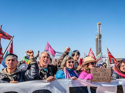Resistencias al megaproyecto hicrocarburífero de Vaca Muerta, en Neuquén (Argentina). [Gentileza del OPSur] Martín Álvarez Mullally