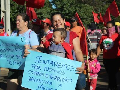 Marcha no 8 de Março de 2025, em Reserva do Iguaçu. Foto: Ana Clara Garcia Lazzarin