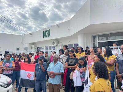 No Sertão pernambucano, quilombolas ocupam sede do Incra protestando contra assédio de mineradoras e cobrando crédito e titulação de terras