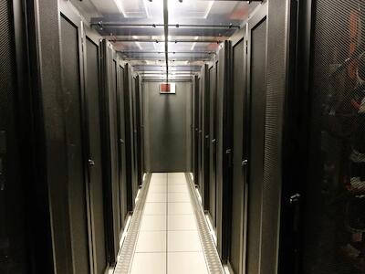 Quanta água é consumida pelas IA? Pesquisadora alerta que dados ainda são vagos