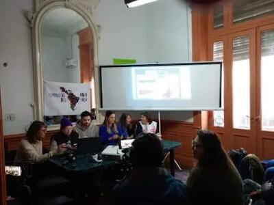 La conferencia se realizó en la sede del Serpaj