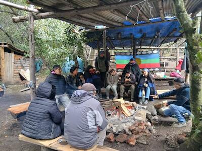 Tres casos de intento de desalojo de comunidades indígenas y campesinas en Peñas Negras (Catamarca), San Pedro (Misiones) y Lof Melo (Villa La Ango...