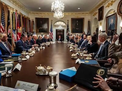 Trump sostuvo este jueves 29 de enero una reunión con su gabinete en la que revisó su política arancelaria entre otras cosas. Foto: @WhiteHouse