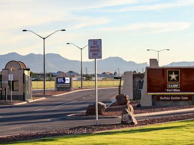 La puerta Buffalo en Fort Bliss, Texas, donde está previsto que se construya un nuevo centro de datos el 25 de marzo de 2026. / Sgt. Michael West, Ejército de los EEUU