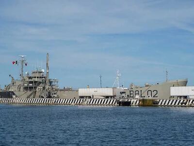  Zarpan de Veracruz dos buques de la Marina con 814 toneladas de víveres para Cuba