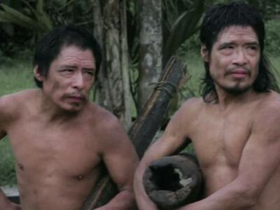 Baita y Tamandua, dos hombres piripkura, fotografiados durante un encuentro con un equipo de la FUNAI. © Bruno Jorge