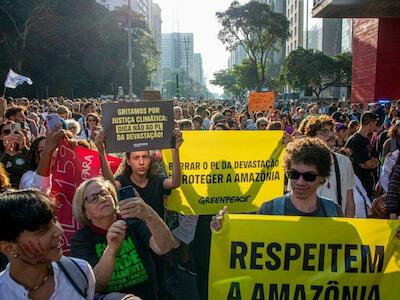 - Manifestação na Avenida Paulista contra o Projeto de Lei 2.159/2021. Foto: Victor Bravo/Greenpeace