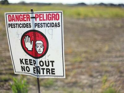 Pesticidas peligrosos. / Austin Valley.