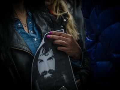 Concentración pidiendo la aparición con vida de Santiago Maldonado. Foto: Celestrip-Rebelarte