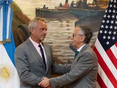 El secretario de Salud y Servicios Humanos de Estados Unidos, Robert F. Kennedy Jr. y el Ministro de Salud de Argentina, Mario Lugones, 27 de mayo de 2025. Fotografía: X@MinSalud_Ar