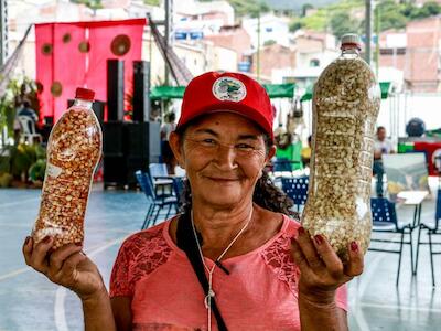 Doña Adelícia, activista del MPA y guardiana de semillas, durante el III Festival de Sementes Crioulas en Bahía. Foto: Kilvia Gadêlha