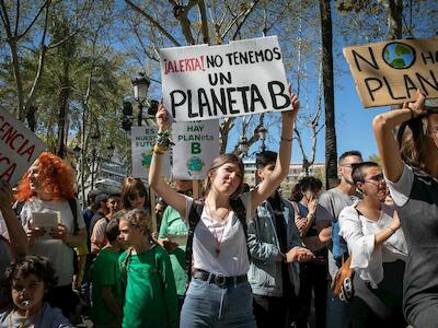 Treze teses sobre a catástrofe ecológica iminente