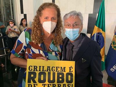 Caetano Veloso faz discurso no Congresso em ato a favor do meio ambiente