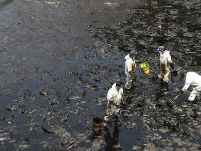 Según el Ministerio de Relaciones Exteriores, el derrame ocurrido el pasado enero ha sido el peor desastre ecológico ocurrido en el litoral peruano. Foto: Agencia Andina