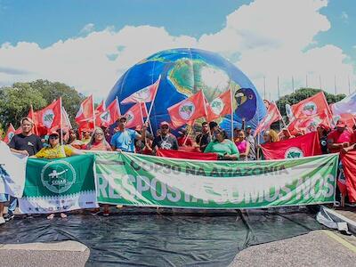 “A solução vem dos povos!”, apontam Sem Terra frente à COP30