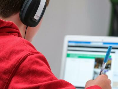 As Big Techs e a invasão colonial da educação pública