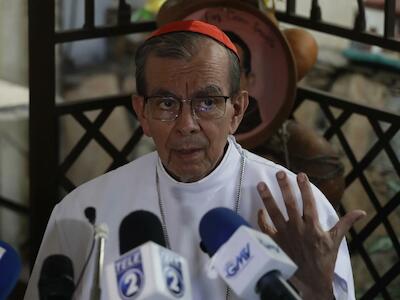 Cardenal Rosa Chávez: "Muchos salvadoreños no se sienten libres en su propio país"