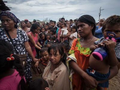El agua y los alimentos escasean en la frontera entre Colombia y Venezuela. Foto: Luis Ángel | 070
