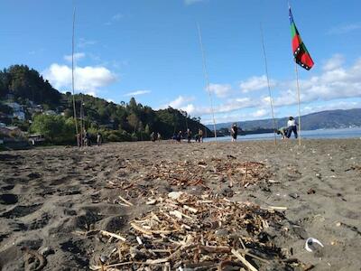 Comunidad mapuche lafkenche protege su territorio costero ancestral de agentes estatales e intereses empresariales