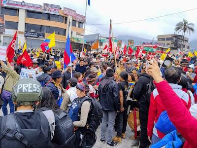 Conaie denuncia militarización de Quito y represión a las protestas del 12 de octubre