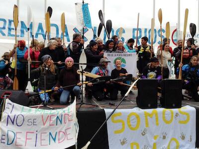 Culminó la Remada por los Ríos con un emocionante festival