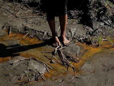El vertido de petróleo y la triple pandemia que azota la Amazonia ecuatoriana