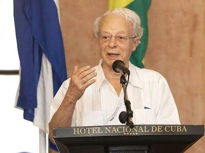 Frei Betto llama a fortalecer cooperación entre Cuba y Brasil