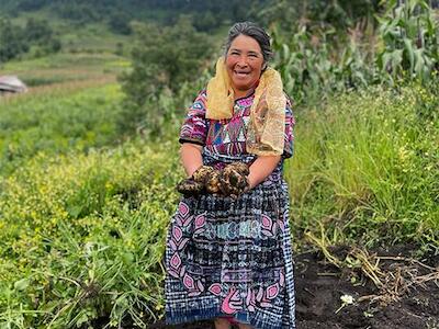 Guatemala: escuelas de agroecología ayudan a comunidades en el rescate de conocimientos ancestrales