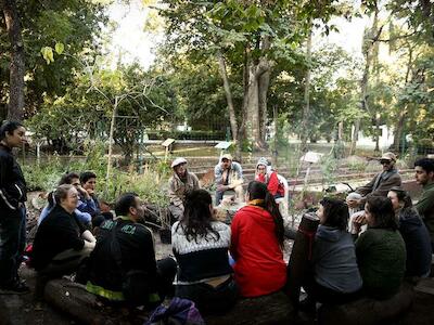 Asamblea en la Huerta de Parque Saavedra. Foto: Pedro Ramos